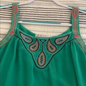 Medium sleeveless women’s top